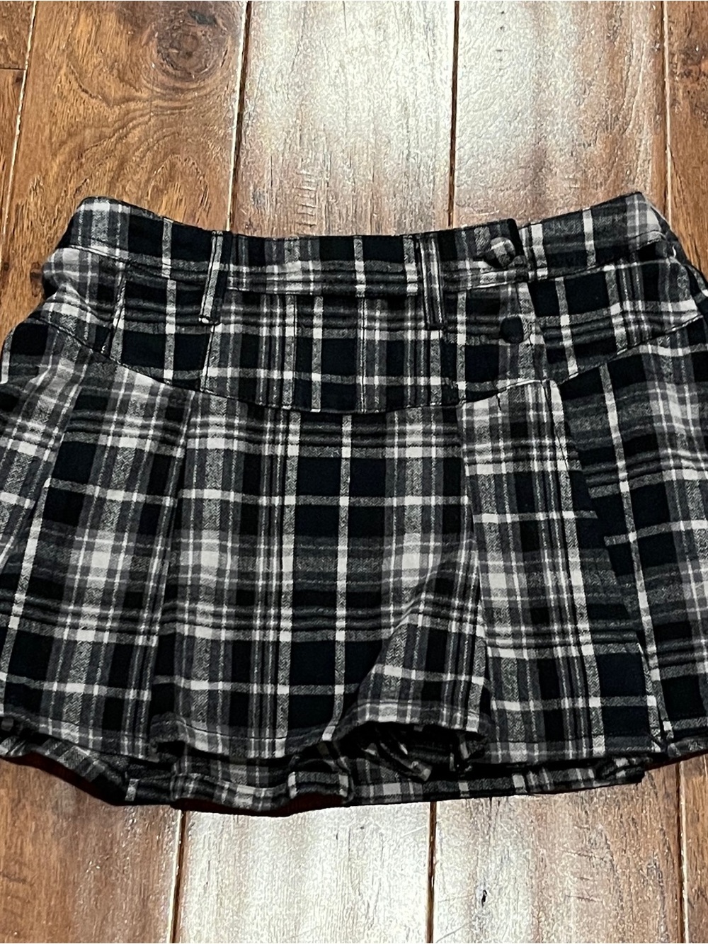 Free People Black and White Plaid Pleated Mini Skort Size 4